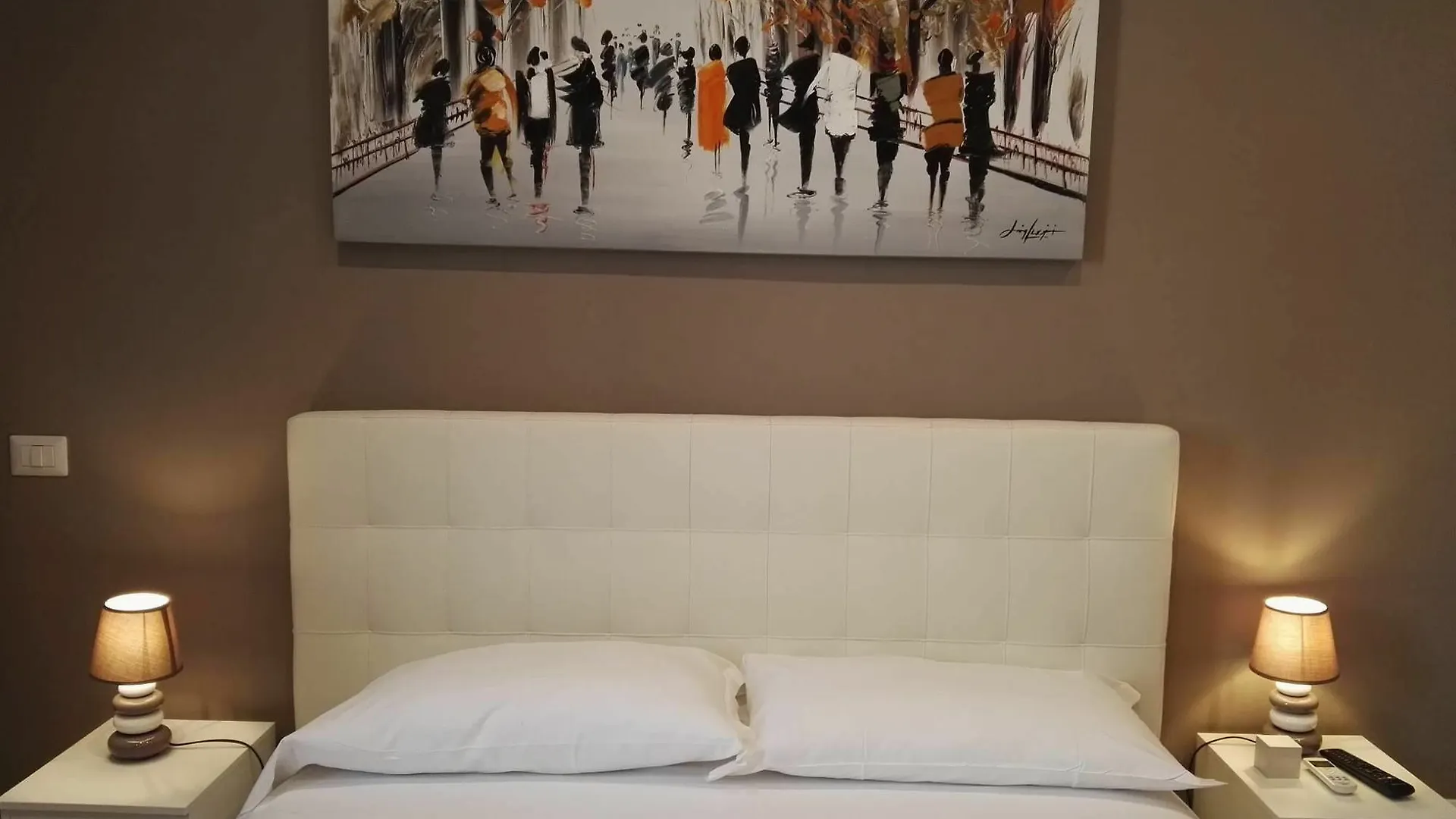 Tolli Rooms Rom